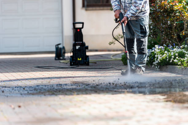 Best Local Pressure Washing Services  in Madison, WI
